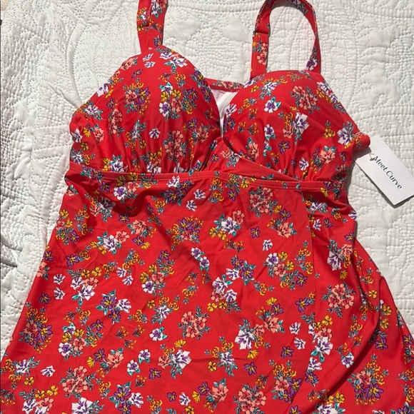 Maeve Red Floral Swimwear - Picture 4 of 6